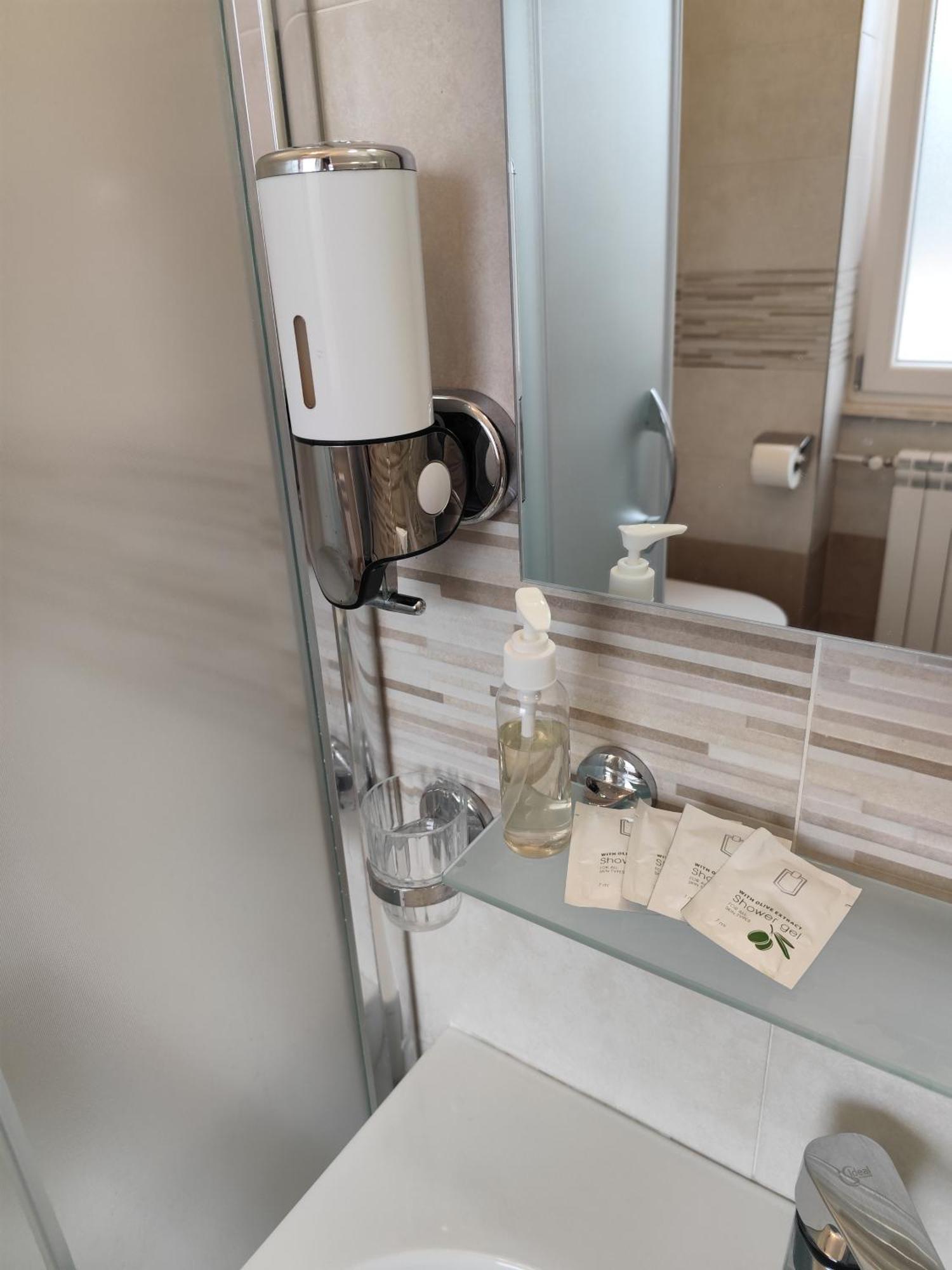 Belvedere Rooms Guest House روما المظهر الخارجي الصورة
