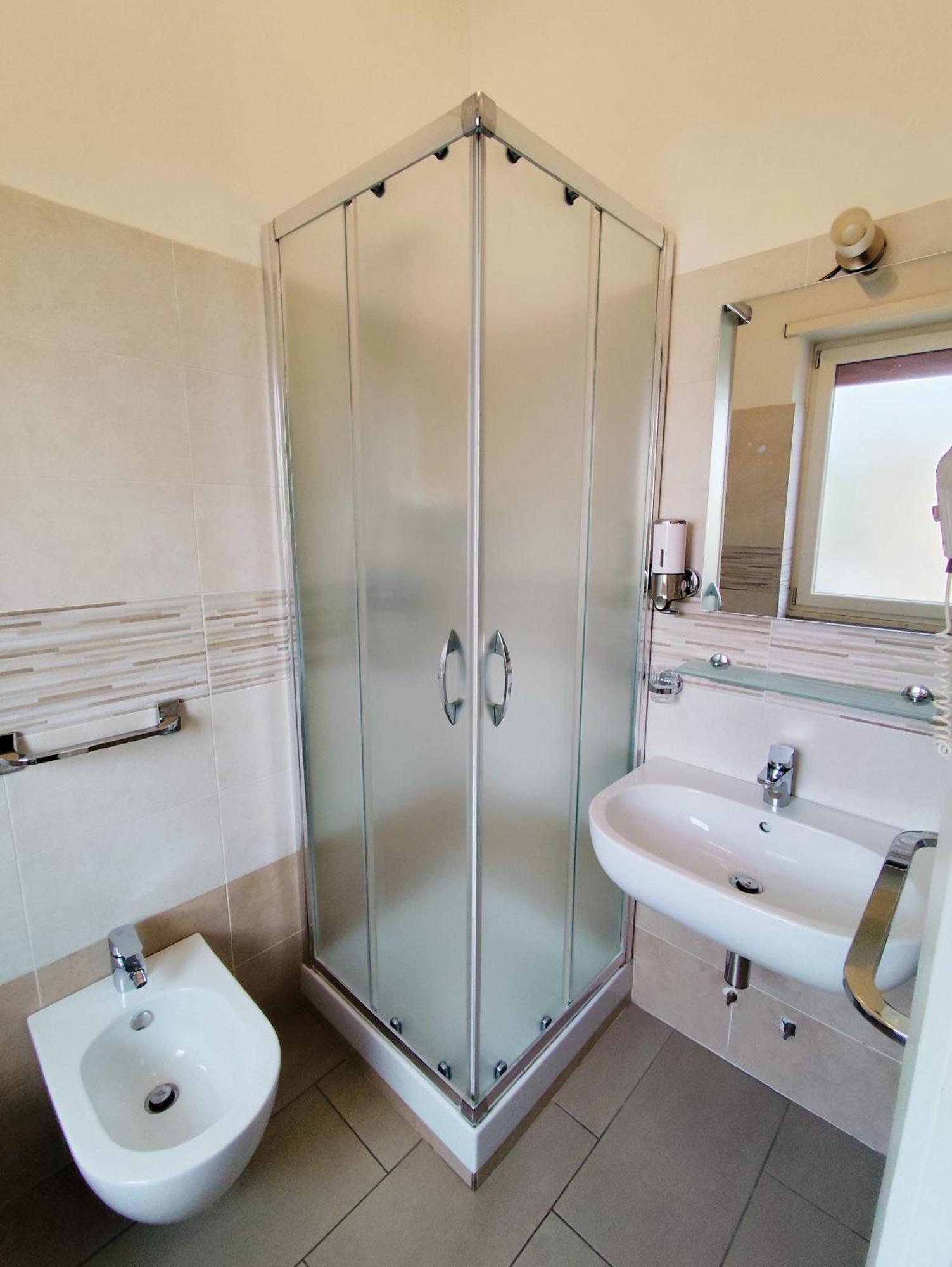 Belvedere Rooms Guest House روما الغرفة الصورة